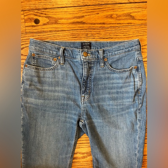 J. Crew Mid-Rise Cropped Flare Jeans Size 28 - Picture 3 of 5